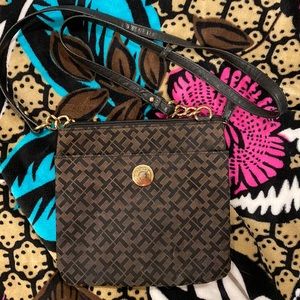 Tommy Hilfiger Crossbody